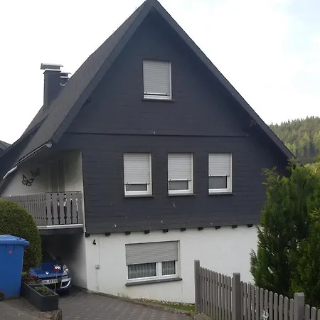 Sauerland Juwel アパート *